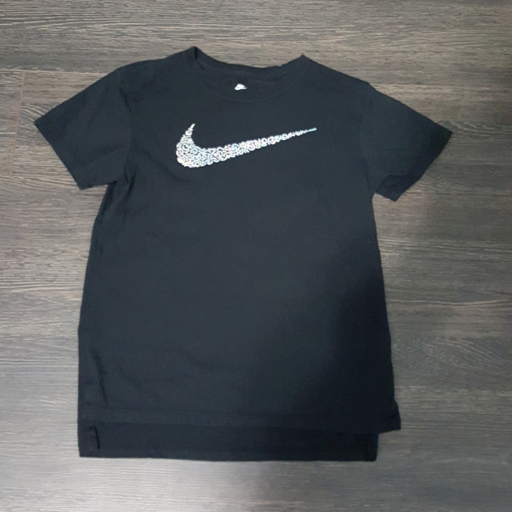 Girls Nike Tee Black